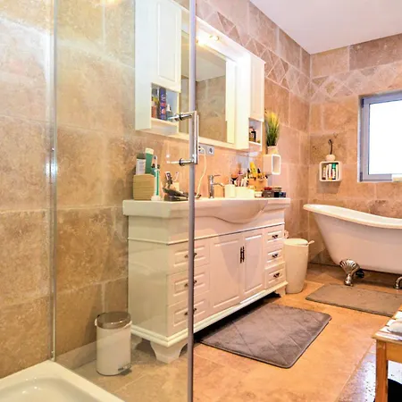 Tatil Evi 2 Bedroom Gorgeous In